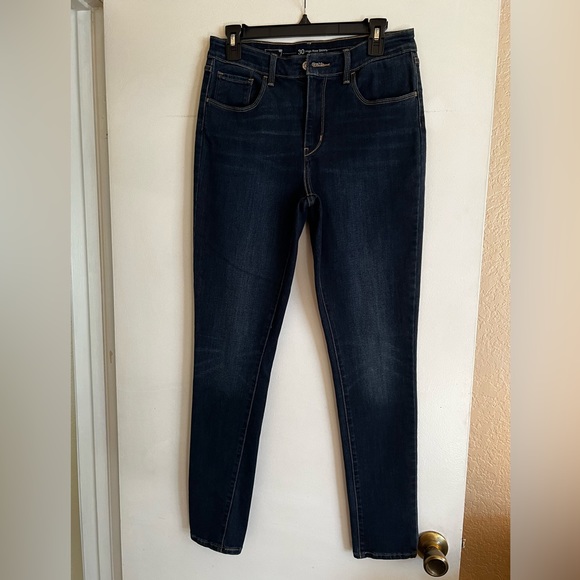 Levi’s High Rise Skinny jean, size 30 - Picture 1 of 4